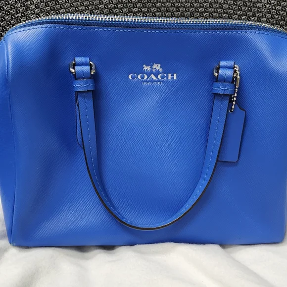 Coach Bag - Picture 3 of 7